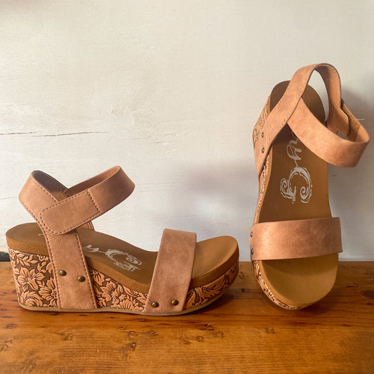Floral Tooled Wedges